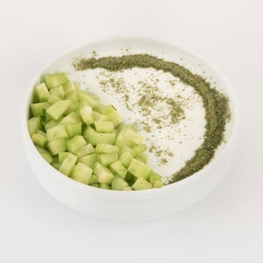 ماست و خیار محلی