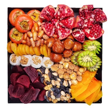 سینی اسلایس میوه و مزه یلدا